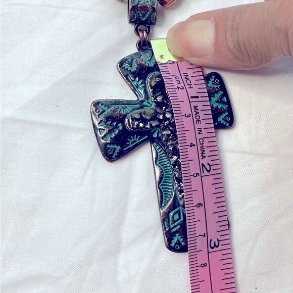 Western Cross Pendant Necklace and Earring Set - Picture 7 of 10